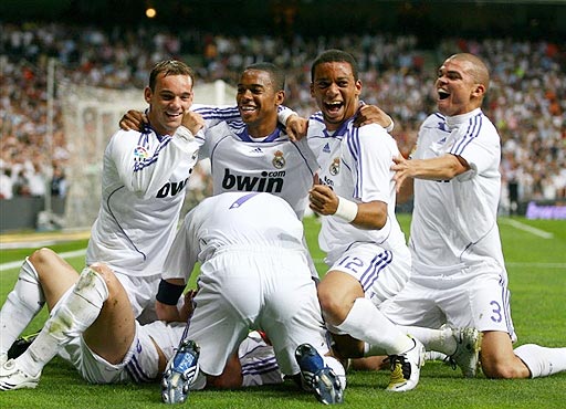 维尼修斯代表皇马40场欧冠 打进22球送出18记助攻（皇马维尼修斯欧冠出战40场：22球18助）