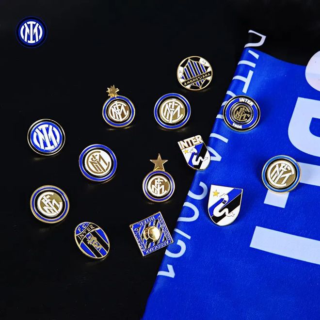 邵佳一谈成为国足主帅：正在家看电脑突然收到700多条信息