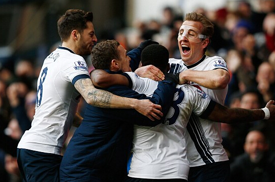 欧冠战报：阿纳别科夫门神难救主，凯拉特0-1奥林匹亚科斯（欧冠快讯：阿纳别科夫神扑难挽败局，凯拉特0-1负奥林匹亚科斯）