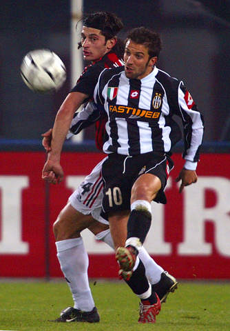 随着多特蒙德2-0，德甲最新积分榜出炉：争冠悬念已经不大了（多特蒙德2-0取胜，德甲积分榜刷新：冠军之争基本明朗）