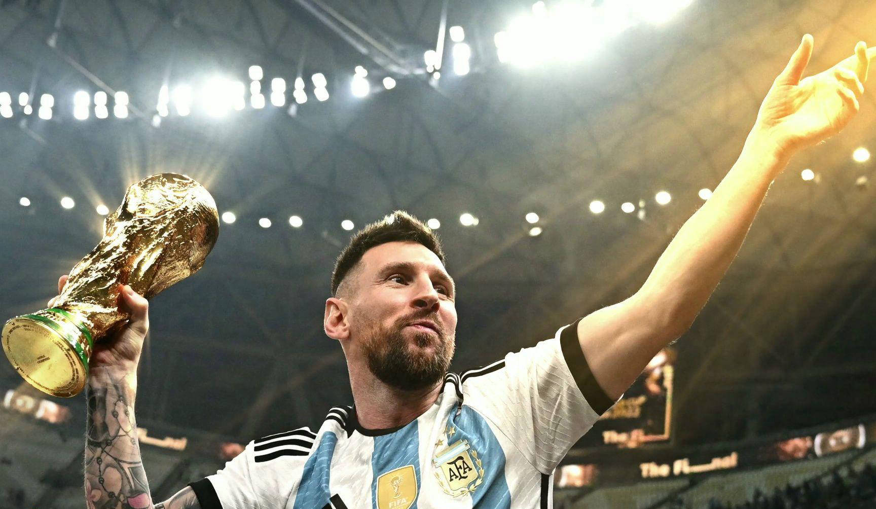 1-2！阿森纳遭读秒绝杀！曼城3-0大胜差2分，日本中场绝平利物浦