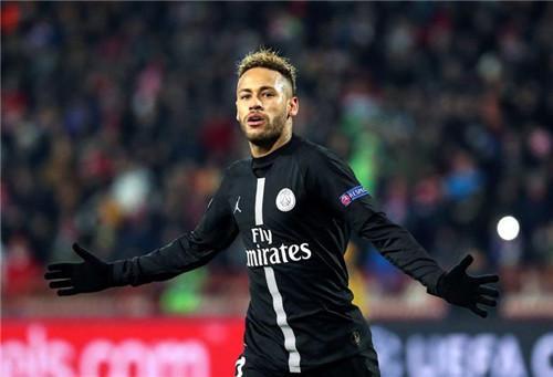 观战台：枪手苦战维拉+曼城遇黑马 梅西冲击生涯第47冠