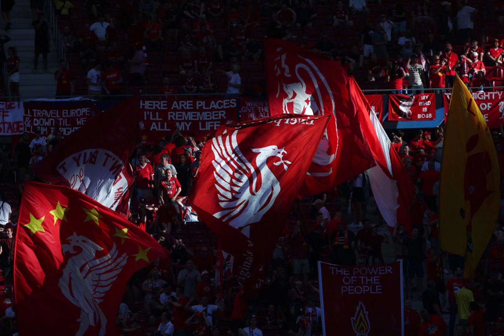 前锋突破造点，射门造成点球机会