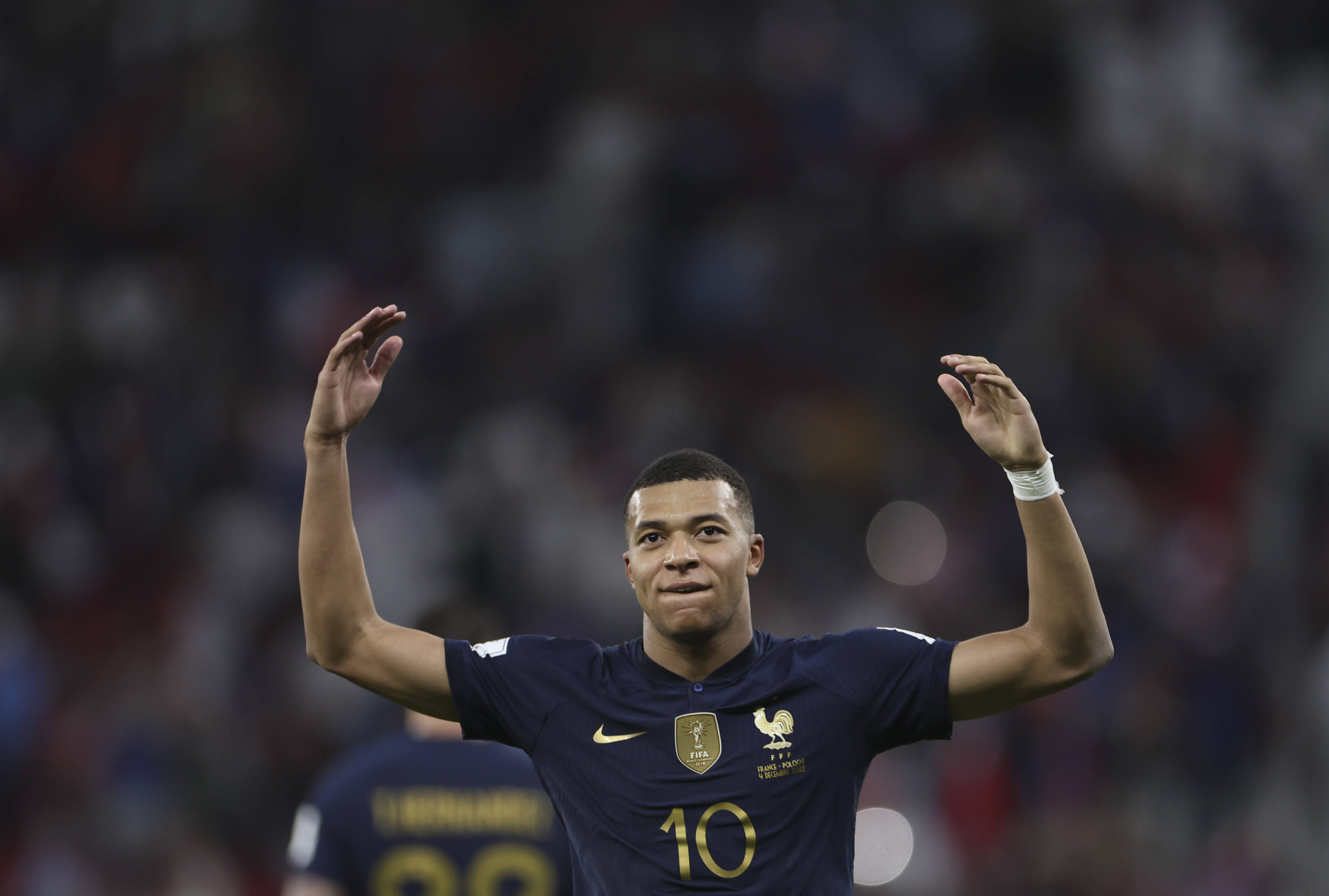 马克西姆：我曾为德泽尔比与萨索洛闹翻，愿追随他到任何地方