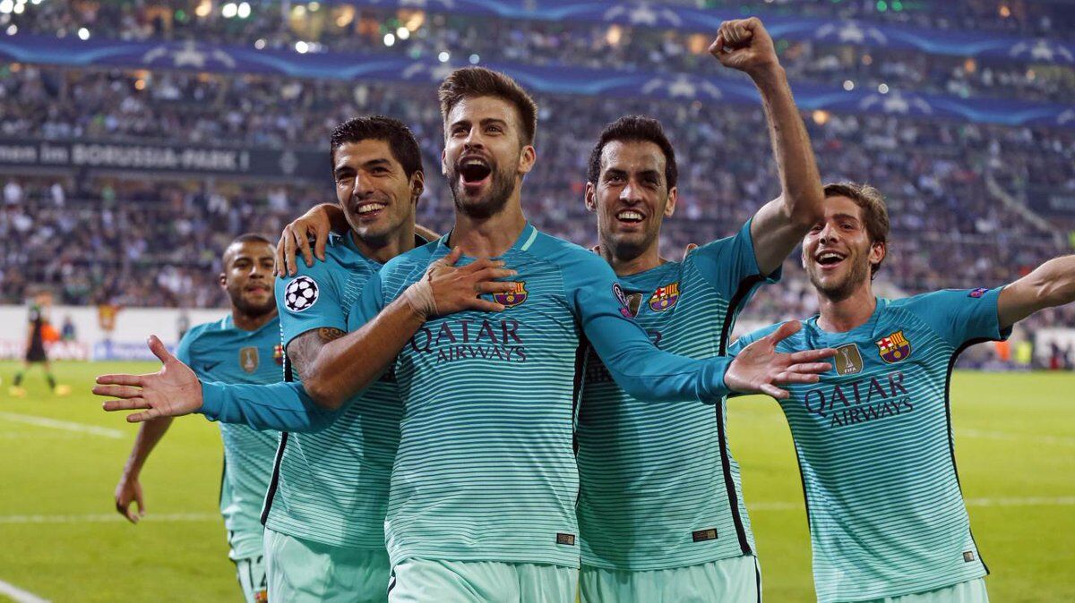 忍俊不禁！梅西、德保罗挤上印度当地小面包车，转身都费劲（笑出声！梅西与德保罗挤进印度小面包车，连转个身都费劲）